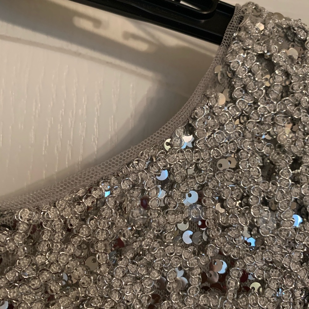 Gorgeous silver cocktail dress!